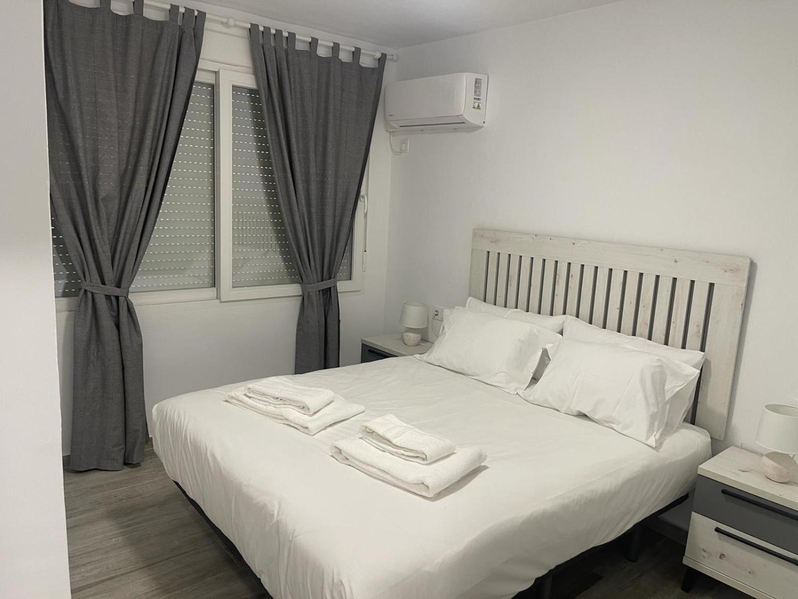Apartamentos Azonaicas Centro Tendillas Кордоба Екстериор снимка